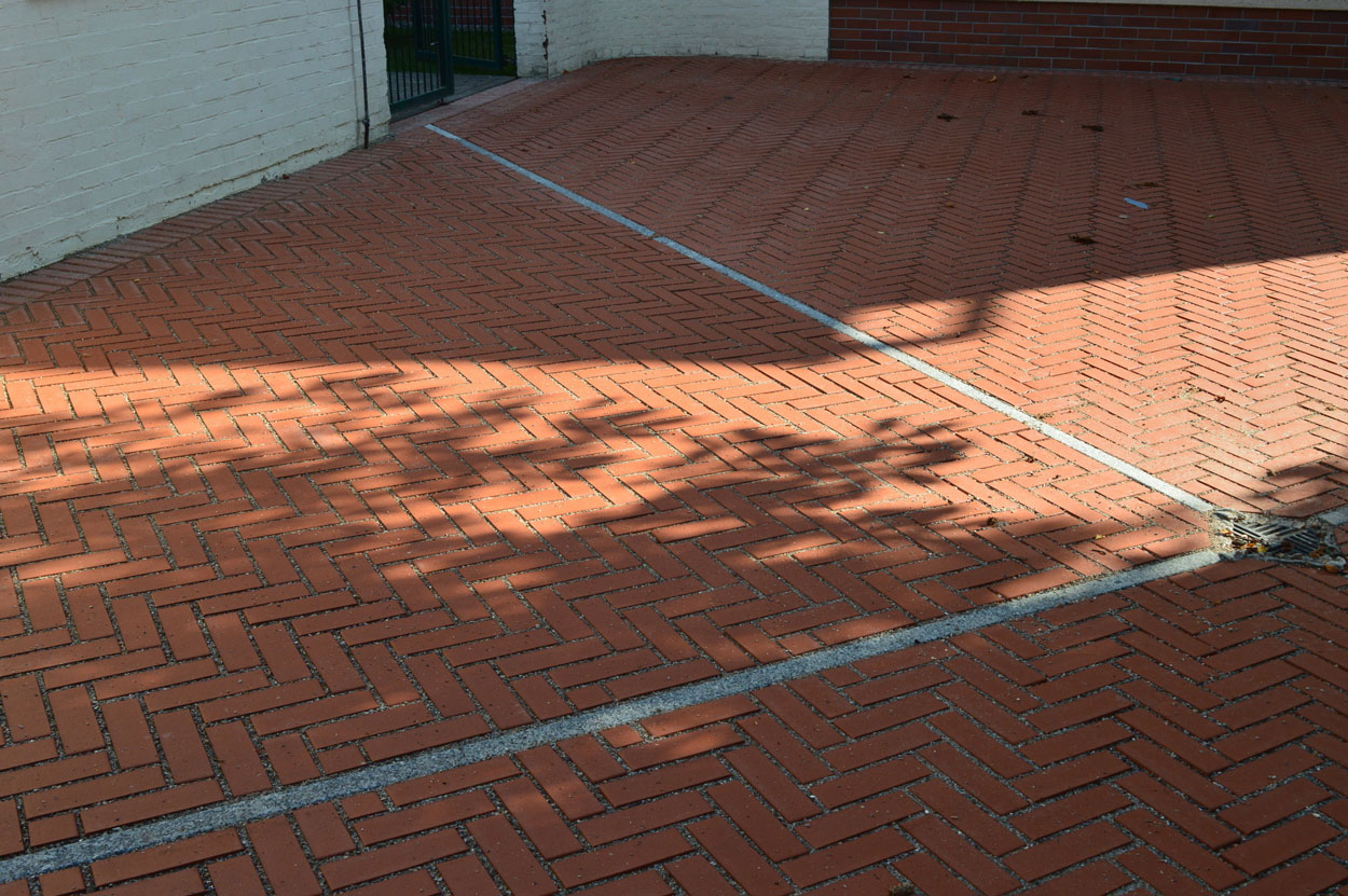 Тротуарная клинкерная брусчатка Vandersanden Gorlitz красная, 240*118*52 мм